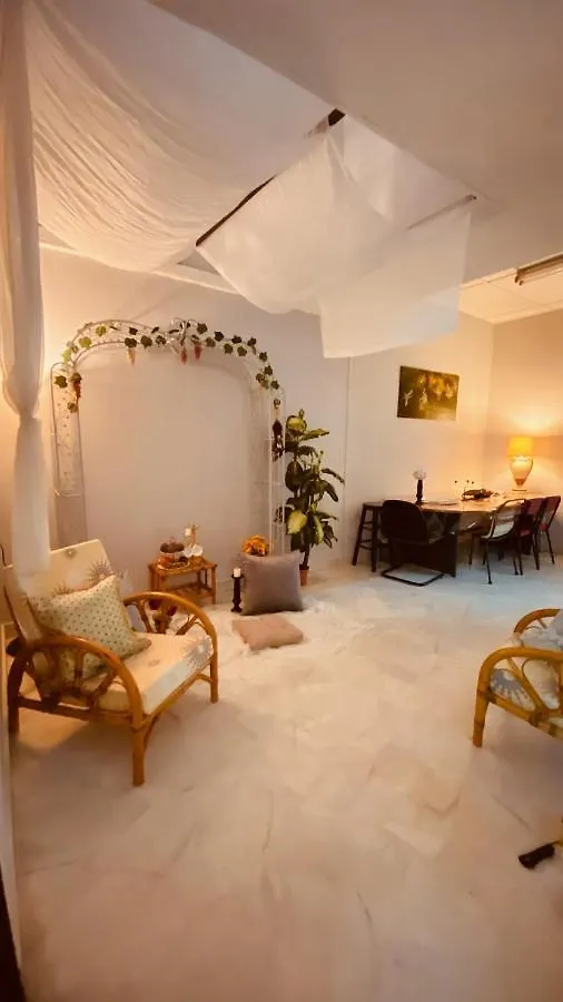 Angel Spa Garden\'S Homestay contacts